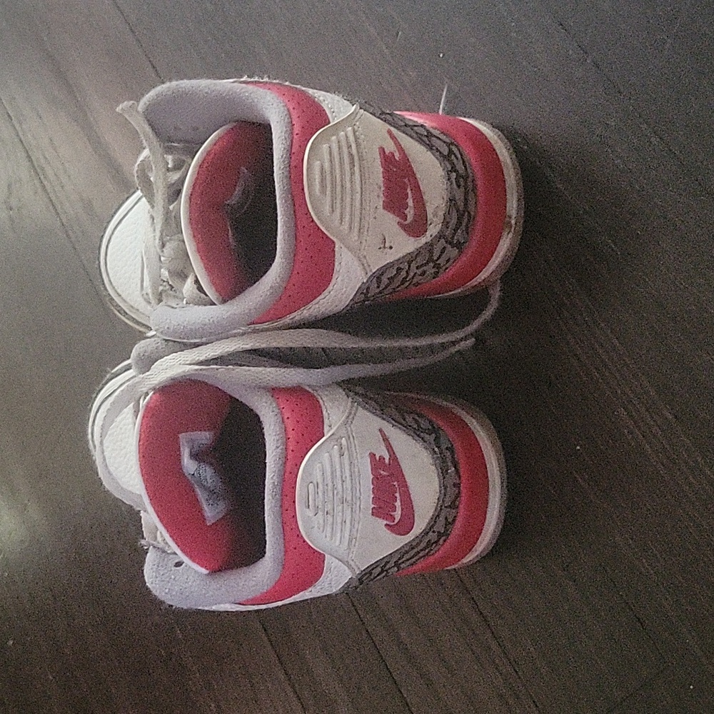 Jordan Retro 3 - Picture 4 of 5